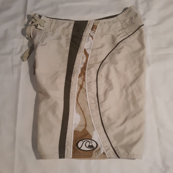 Quick Silver Edition Boy's shorts size 30 waist - Picture 3 of 5